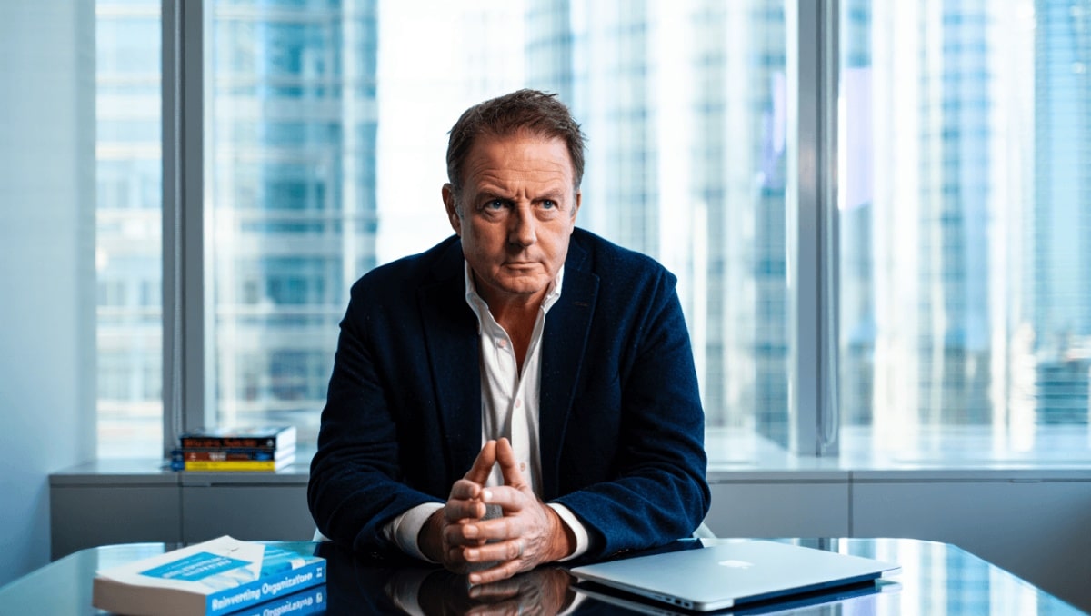 
                    Reinventing-Organizations-Autor Frédéric Laloux: „Krisen zeigen, wie Führungskräfte wirklich denken“
                