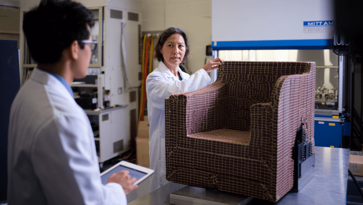 Vom Stuhl bis zur Notunterkunft: MIT-Forscher machen aus flachen Strukturen 3D-Objekte