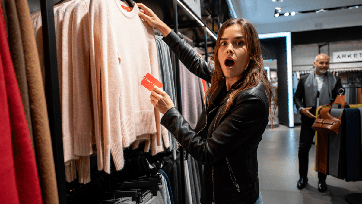 Modewelt spaltet sich: Alle reden über das „Bubble“-Design im neuen ARKET Saison Sale
                    
                     11.03.2026
                    
                        Der ARKET Saison Sale 2026 läuft – und er spaltet die Community. Während alle über die Bubble-Saum-Teile diskutieren, sichern sich Insider gerade Kaschmir, Alpaka und Leder zum halben Preis. Hier...