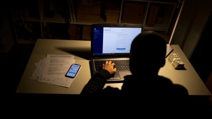 Geldwäsche auf Knopfdruck: Wie Kriminelle via Telegram Banking-Apps und Krypto-Börsen hacken