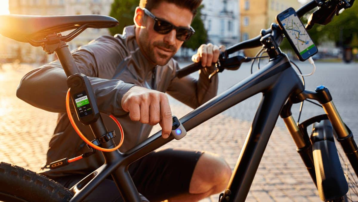 Airtag-Klingel, App-Schloss, Smartphone-Halter: So wird dein Fahrrad zum Smart Bike