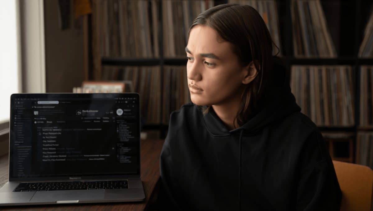 KI-Songs auf Spotify: Streamingdienst stellt neues Tool vor, um Künstler zu schützen