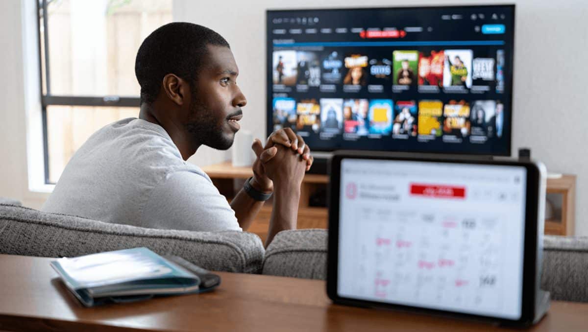 Logo von Amazon Prime Video auf einem Smartphone