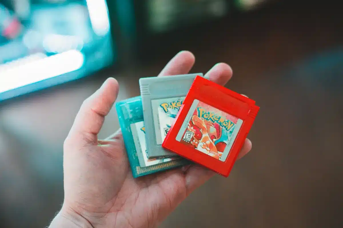 Verschiedene Sammlerst&uuml;cke und Upgrade-Materialien in einem Videospiel-Interface